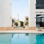 300m To 2 Bedroom Upstairs Flat With Pool A2 - Yeni Dunya * Bodrum