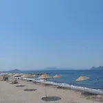 300m To 2 Bedroom Upstairs Flat With Pool A2 - Yeni Dunya *