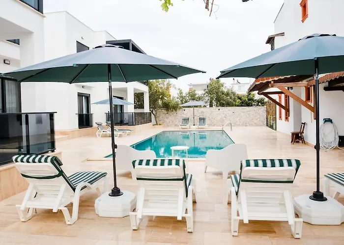 300m To 2 Bedroom Upstairs Flat With Pool A2 - Yeni Dunya Apartment Bodrum