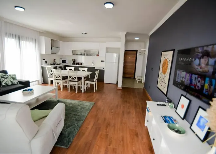 300m To 2 Bedroom Upstairs Flat With Pool A2 - Yeni Dunya Apartment *